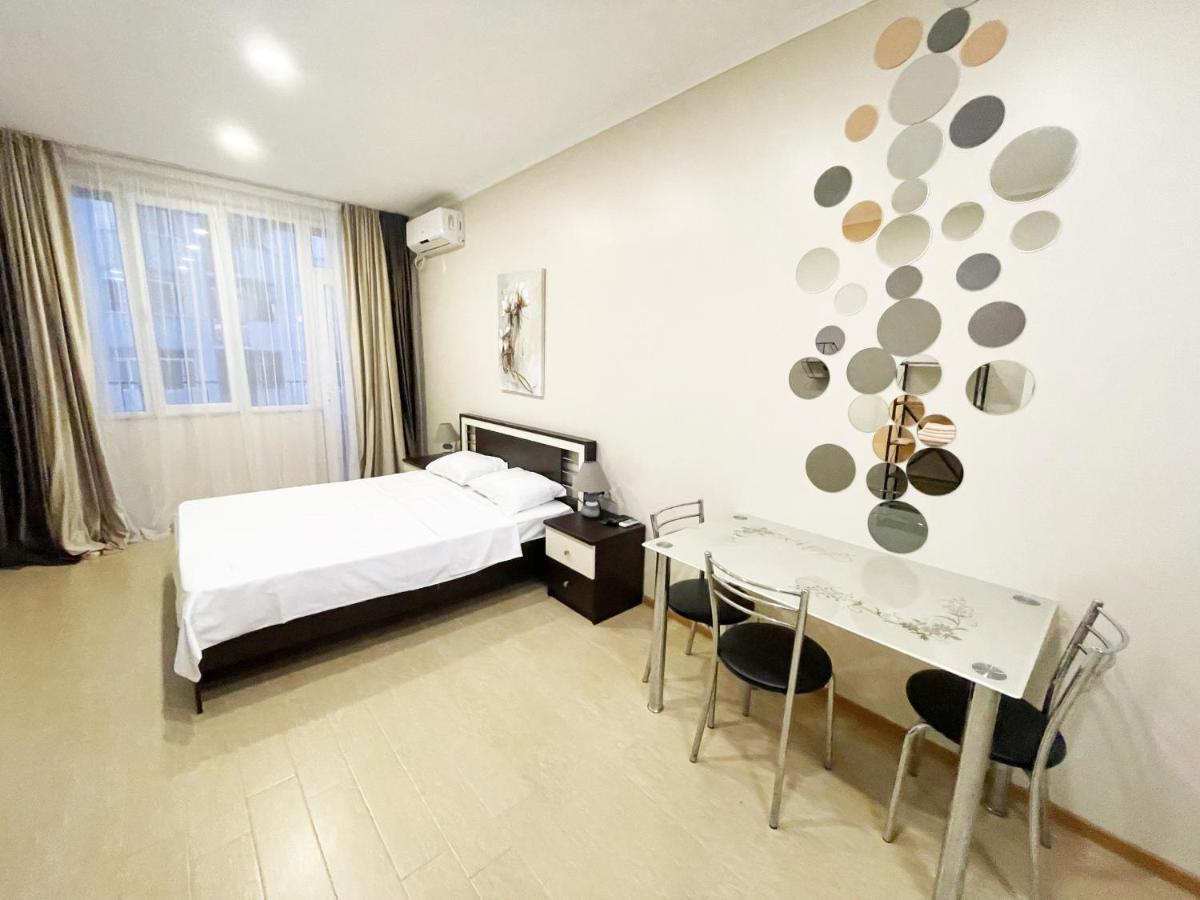 Apartamento Beautiful Horizon First Line Batumi Exterior foto